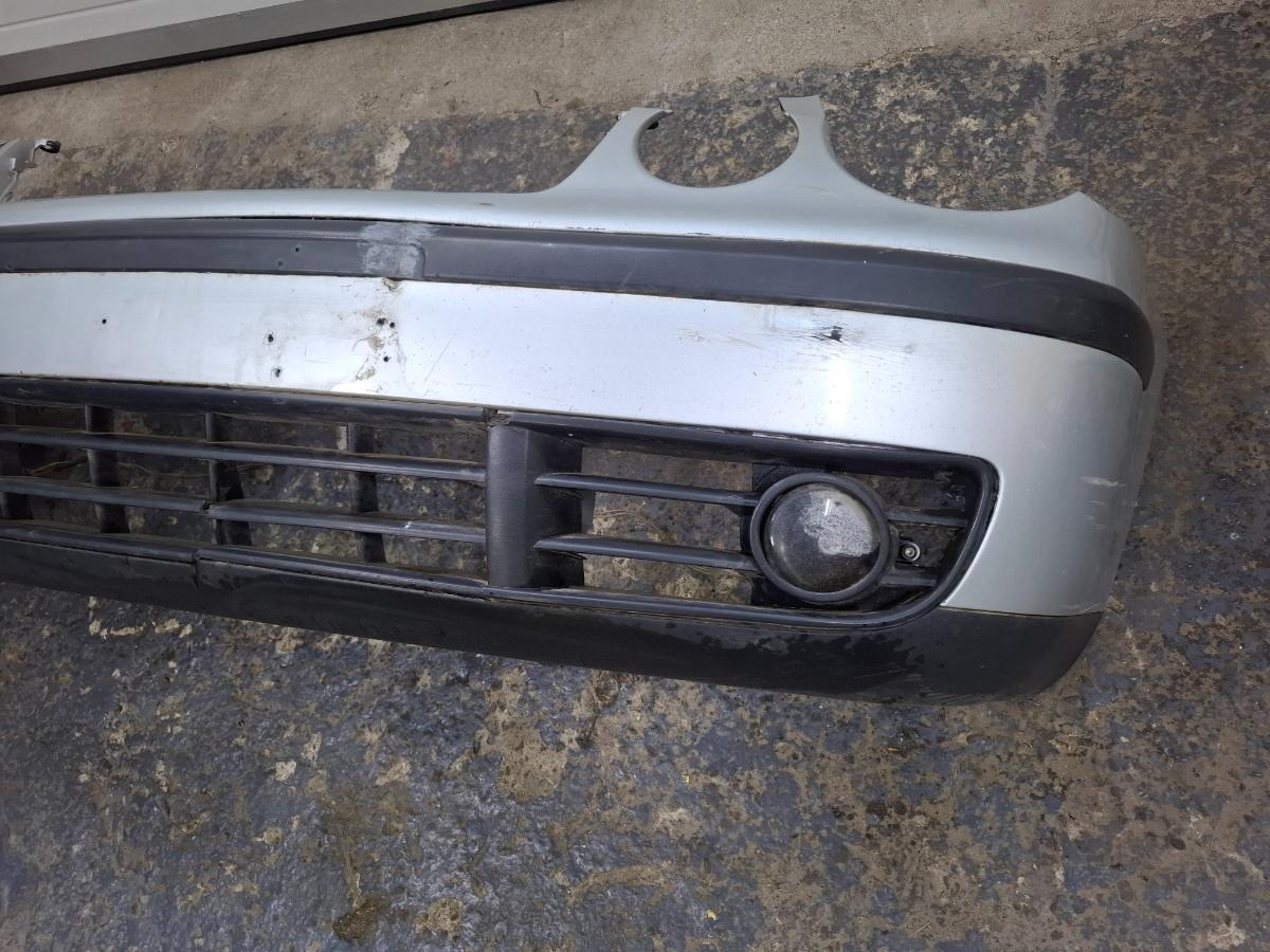 Bara fata completa cu proiectoare VOLKSWAGEN POLO 9N_ 2001 - 2005 , GRI LA7W