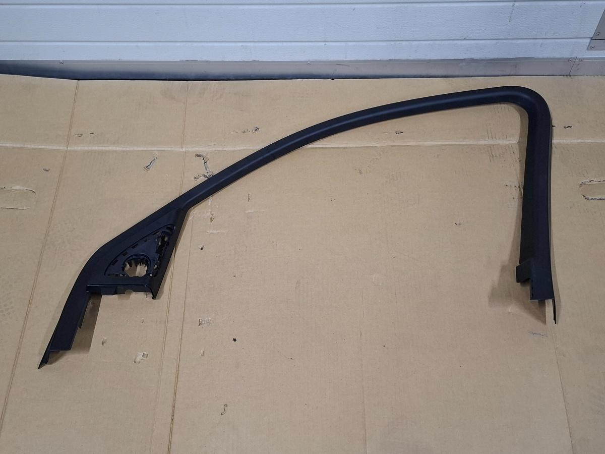 Alte ornamente portiera fata dreapta AUDI Q5 8RB 2008 -> 2.0 TDI quattro CAHA, CGLB, CMGA 8R0867610
