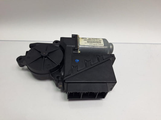 Motoras geam dreapta fata VOLKSWAGEN POLO 9N_ 2001 - 2012 1.4 16V AUA, BBY, BKY 6Q2959801A