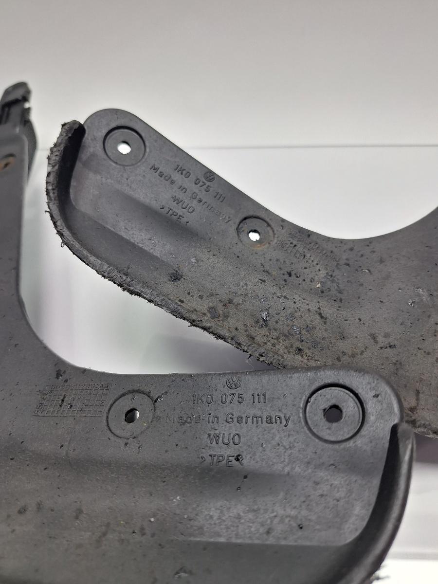 Aparatori noroi fata VOLKSWAGEN GOLF V 1K1 2003 - 2009 1.9 TDI BKC, BLS, BXE 1K0075111