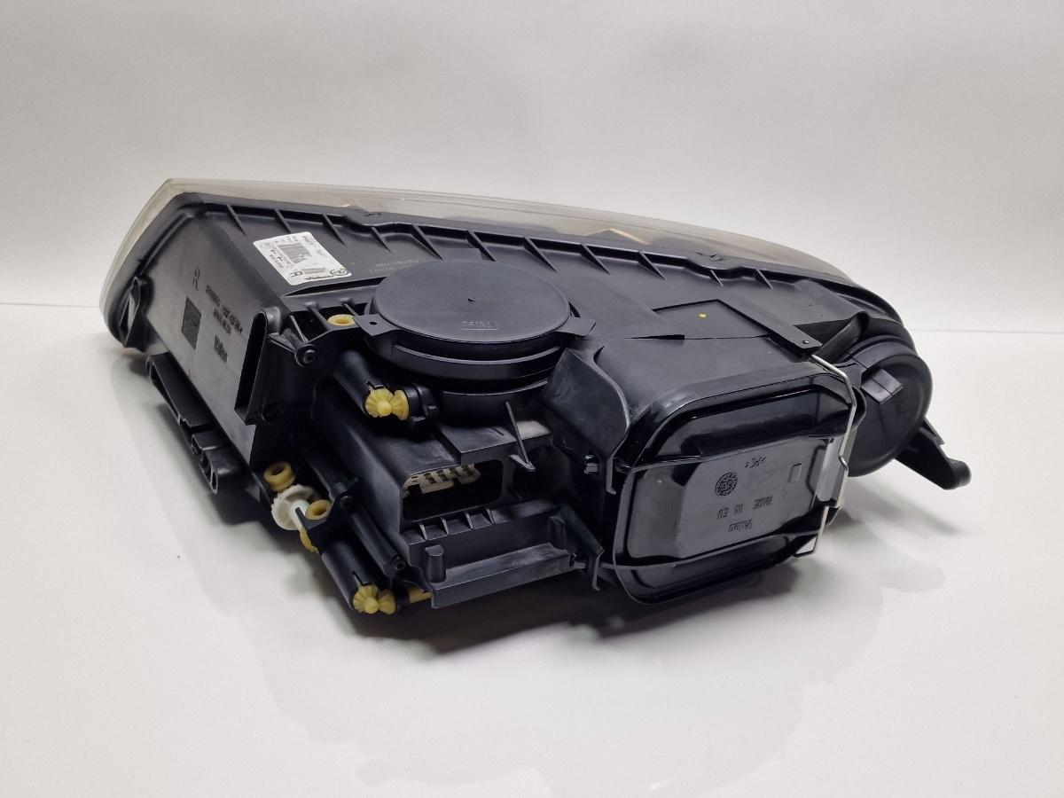 Far halogen dreapta VOLKSWAGEN TOUAREG 7LA, 7L6, 7L7 2002 - 2013 2.5 R5 TDI BAC, BPE Valeo 89307881 7L6941016CE