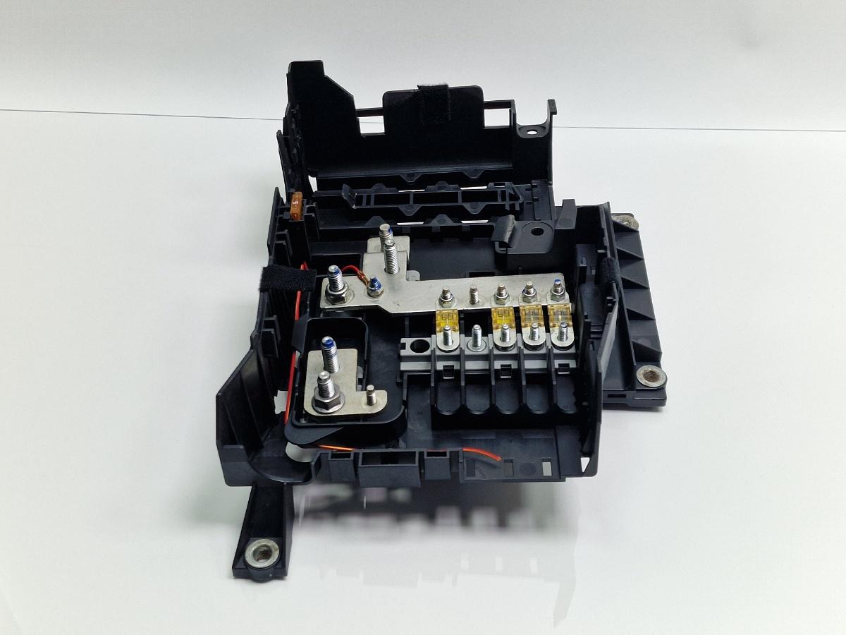 Panou sigurante VOLKSWAGEN TOUAREG 7LA, 7L6, 7L7 2002 - 2013 2.5 R5 TDI BAC, BPE 7L0937548C