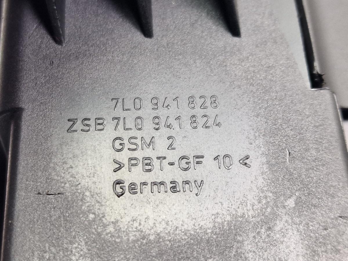 Panou sigurante stanga VOLKSWAGEN TOUAREG 7LA, 7L6, 7L7 2002 - 2013 2.5 R5 TDI BAC, BPE 7L0941828