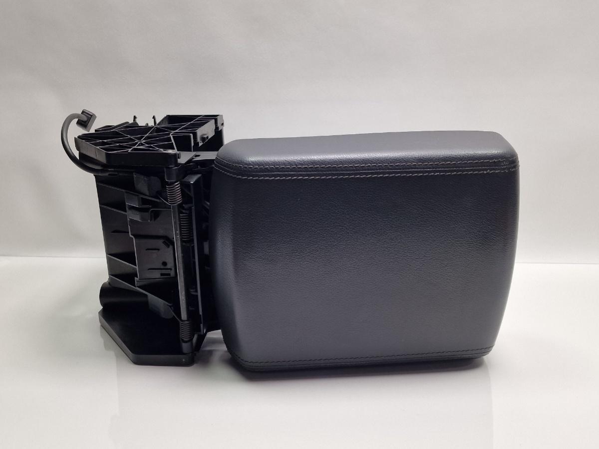 Cotiera VOLKSWAGEN TOUAREG 7LA, 7L6, 7L7 2002 - 2013 2.5 R5 TDI BAC, BPE 7L6863762D