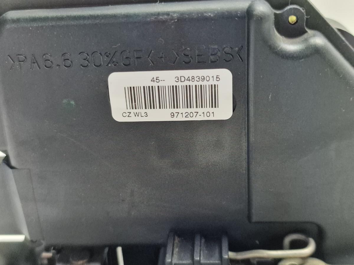 Broasca usa stanga spate VOLKSWAGEN TOUAREG 7LA, 7L6, 7L7 2002 - 2013 2.5 R5 TDI BAC, BPE 3D4839015