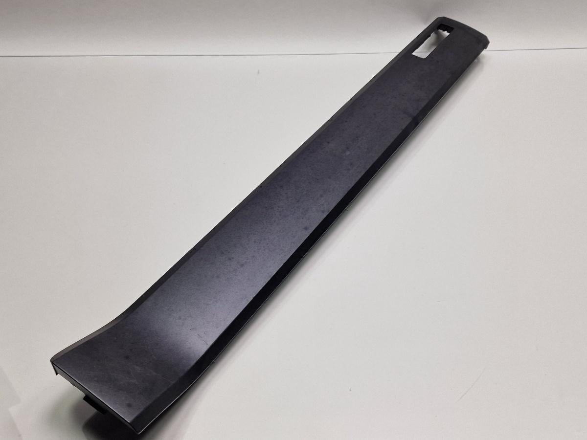 Trim ornament bord VOLKSWAGEN TOUAREG 7LA, 7L6, 7L7 2002 - 2013 2.5 R5 TDI BAC, BPE 7L6857226K