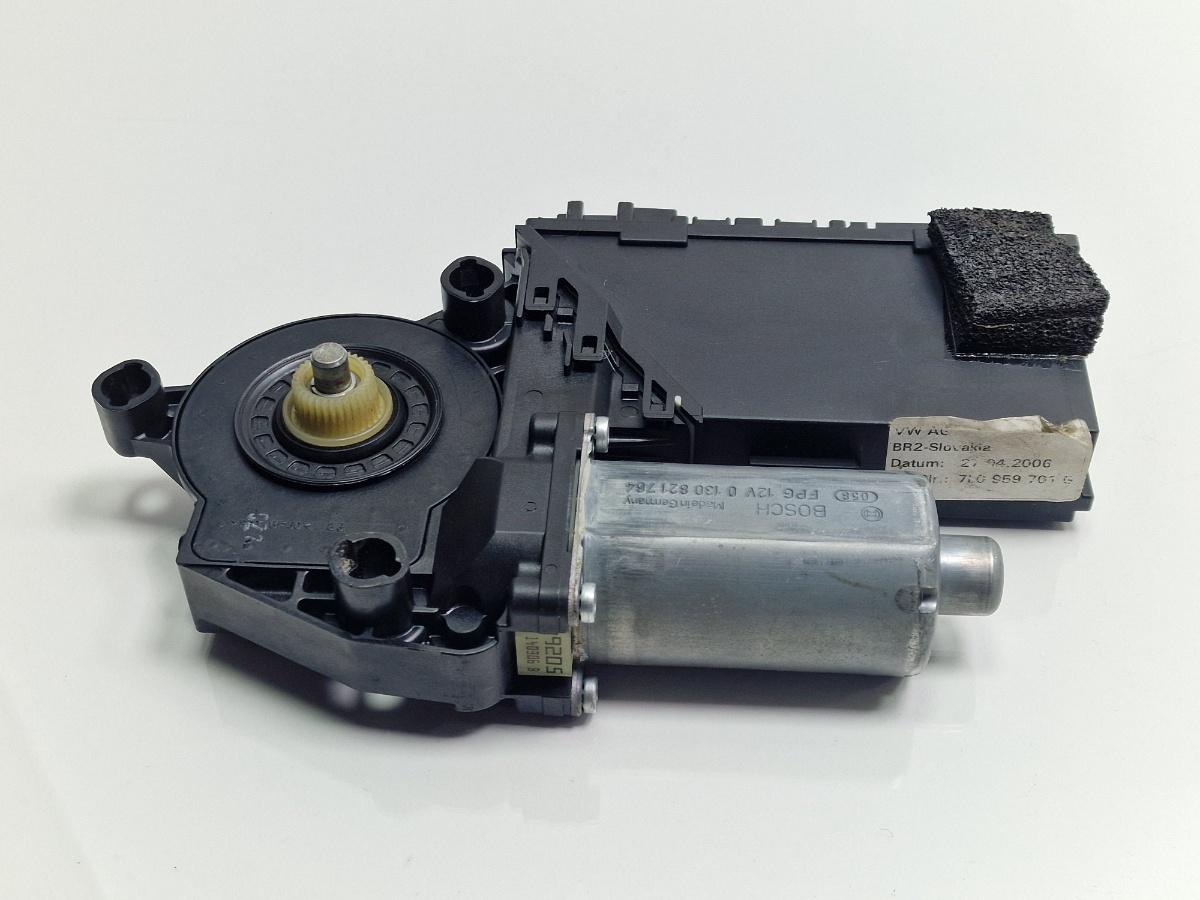 Broasca usa stanga fata VOLKSWAGEN TOUAREG 7LA, 7L6, 7L7 2002 - 2013 2.5 R5 TDI BAC, BPE BOSCH 0130821764 7L0959701G