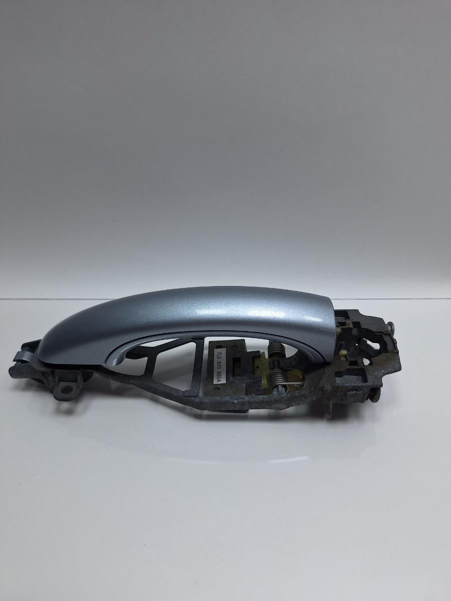 Maner exterior portiera stanga fata VOLKSWAGEN TOUAREG 7LA, 7L6, 7L7 2002 - 2013 2.5 R5 TDI BAC, BPE 7L0839885A