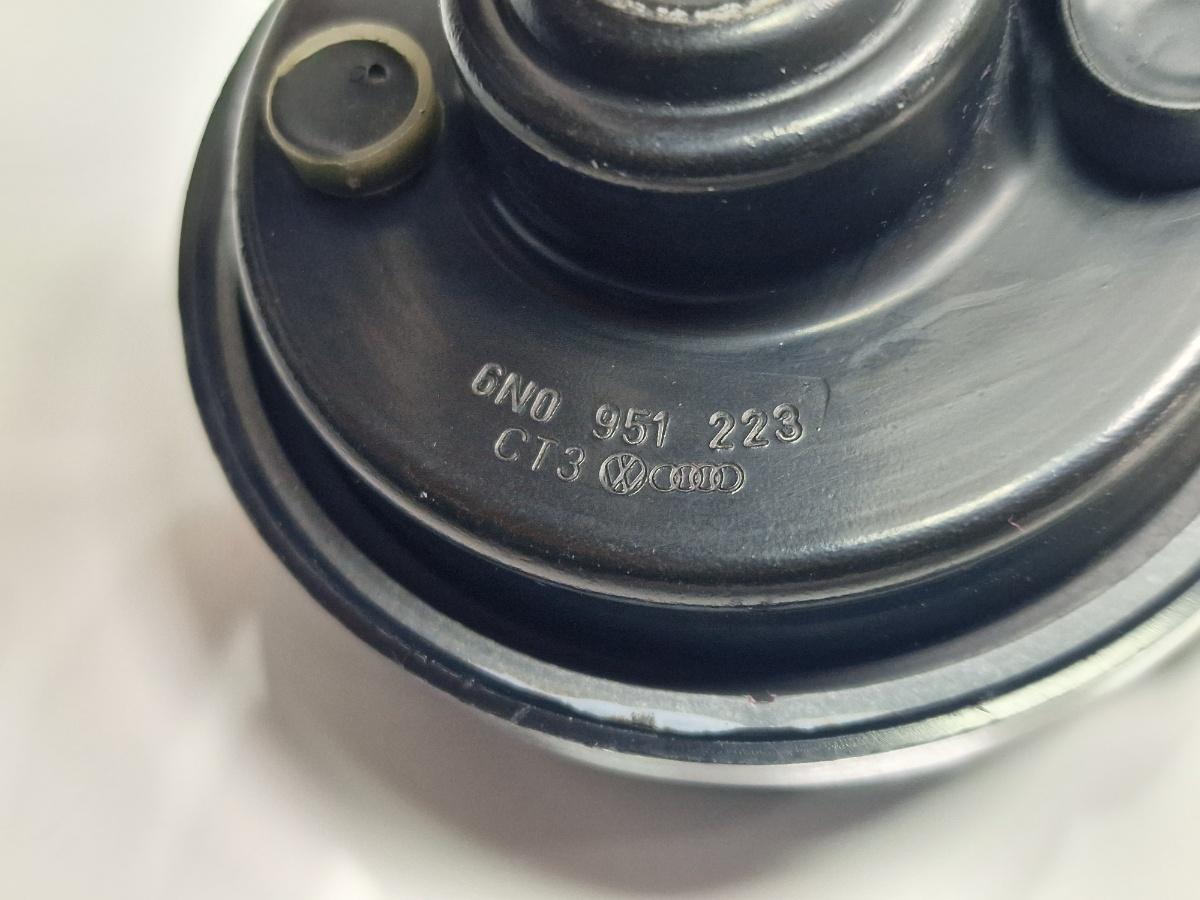 Claxon inalte VOLKSWAGEN TOUAREG 7LA, 7L6, 7L7 2002 - 2013 2.5 R5 TDI BAC, BPE 6N0951223