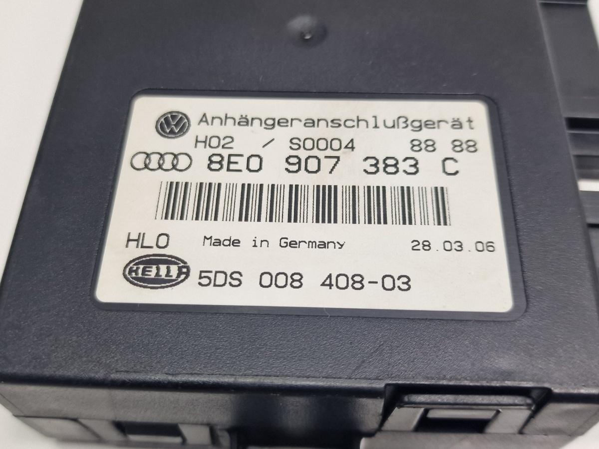 Modul carlig remorcare VOLKSWAGEN TOUAREG 7LA, 7L6, 7L7 2002 - 2013 2.5 R5 TDI BAC, BPE HELLA 8E0907383C