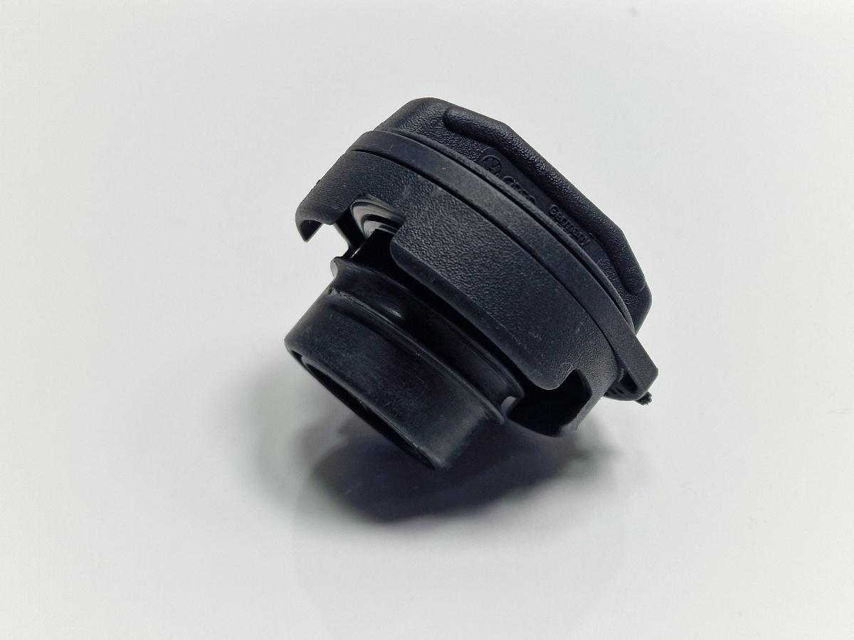 Buson rezervor combustibil VOLKSWAGEN TOUAREG 7LA, 7L6, 7L7 2002 - 2013 2.5 R5 TDI BAC, BPE 1J0201553T