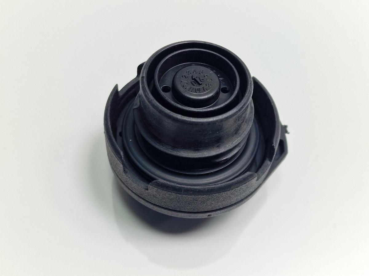 Buson rezervor combustibil VOLKSWAGEN TOUAREG 7LA, 7L6, 7L7 2002 - 2013 2.5 R5 TDI BAC, BPE 1J0201553T