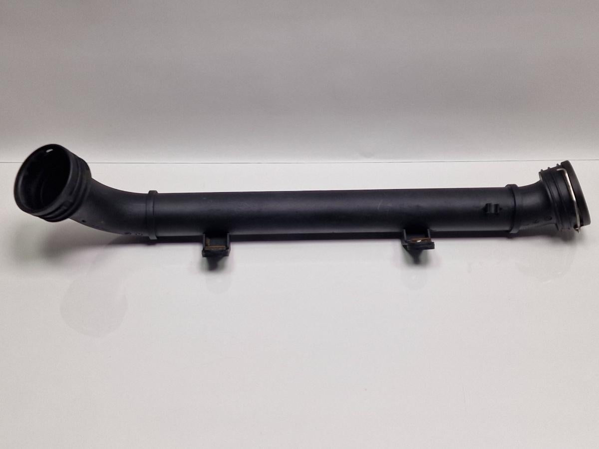 Conducta intercooler VOLKSWAGEN TOUAREG 7LA, 7L6, 7L7 2002 - 2013 2.5 R5 TDI BAC, BPE 7L6145795A