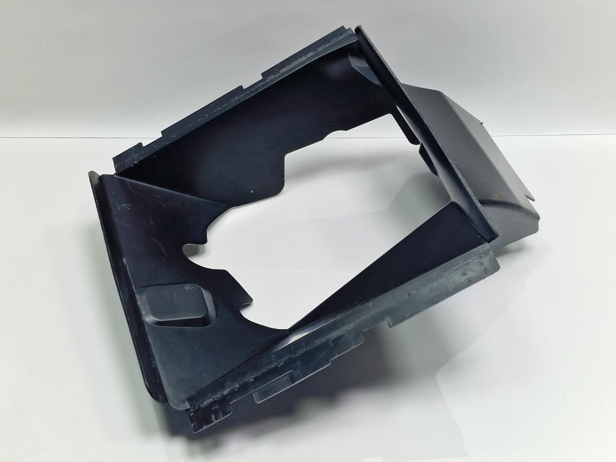 Deflector captare aer intercooler VOLKSWAGEN TOUAREG 7LA, 7L6, 7L7 2002 - 2013 2.5 R5 TDI BAC, BPE 7L6117335A