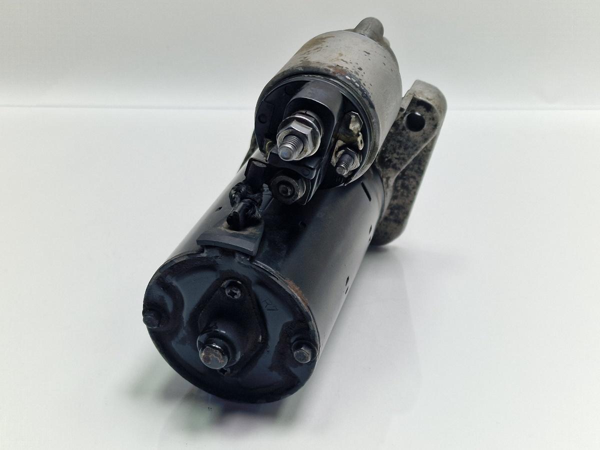 Electromotor VOLKSWAGEN TOUAREG 7LA, 7L6, 7L7 2002 - 2013 2.5 R5 TDI BAC, BPE BOSCH 0001125600 070911023B