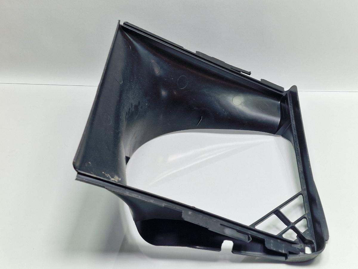 Deflector captare aer intercooler VOLKSWAGEN TOUAREG 7LA, 7L6, 7L7 2002 - 2013 2.5 R5 TDI BAC, BPE 7L0117339