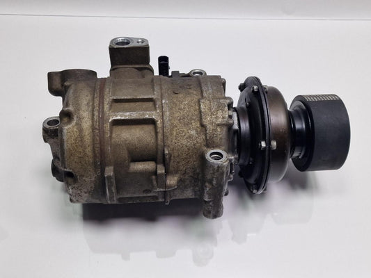 Compresor AC VOLKSWAGEN TOUAREG 7LA, 7L6, 7L7 2002 - 2013 2.5 R5 TDI BAC, BPE Denso 7H0820805E