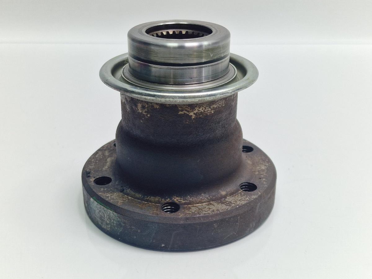 Flansa diferential fata VOLKSWAGEN TOUAREG 7LA, 7L6, 7L7 2002 - 2013 2.5 R5 TDI BAC, BPE 0AA409127