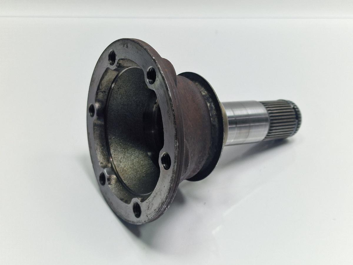 Flansa diferential dreapta fata VOLKSWAGEN TOUAREG 7LA, 7L6, 7L7 2002 - 2013 2.5 R5 TDI BAC, BPE 0AA409272B