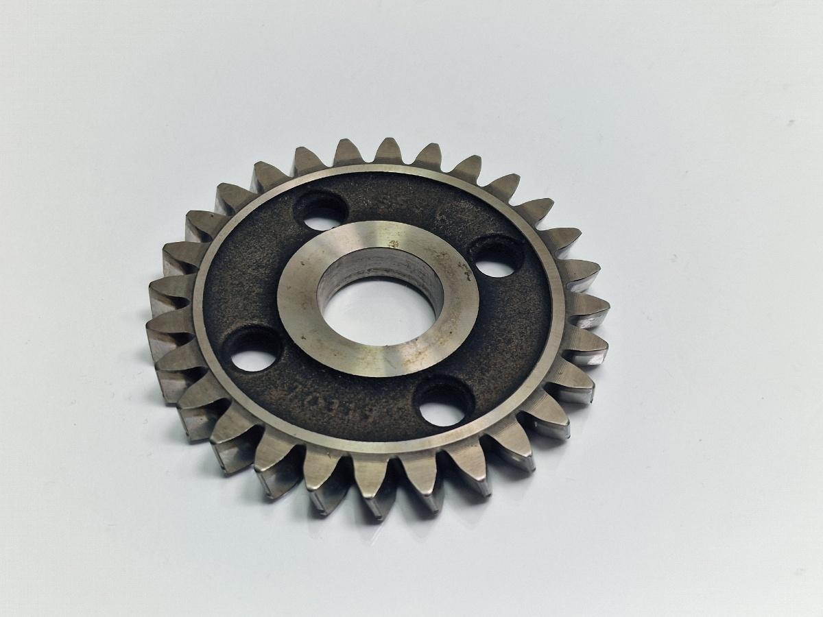 Pinion pompa de apa VOLKSWAGEN TOUAREG 7LA, 7L6, 7L7 2002 - 2013 2.5 R5 TDI BAC, BPE 070121319