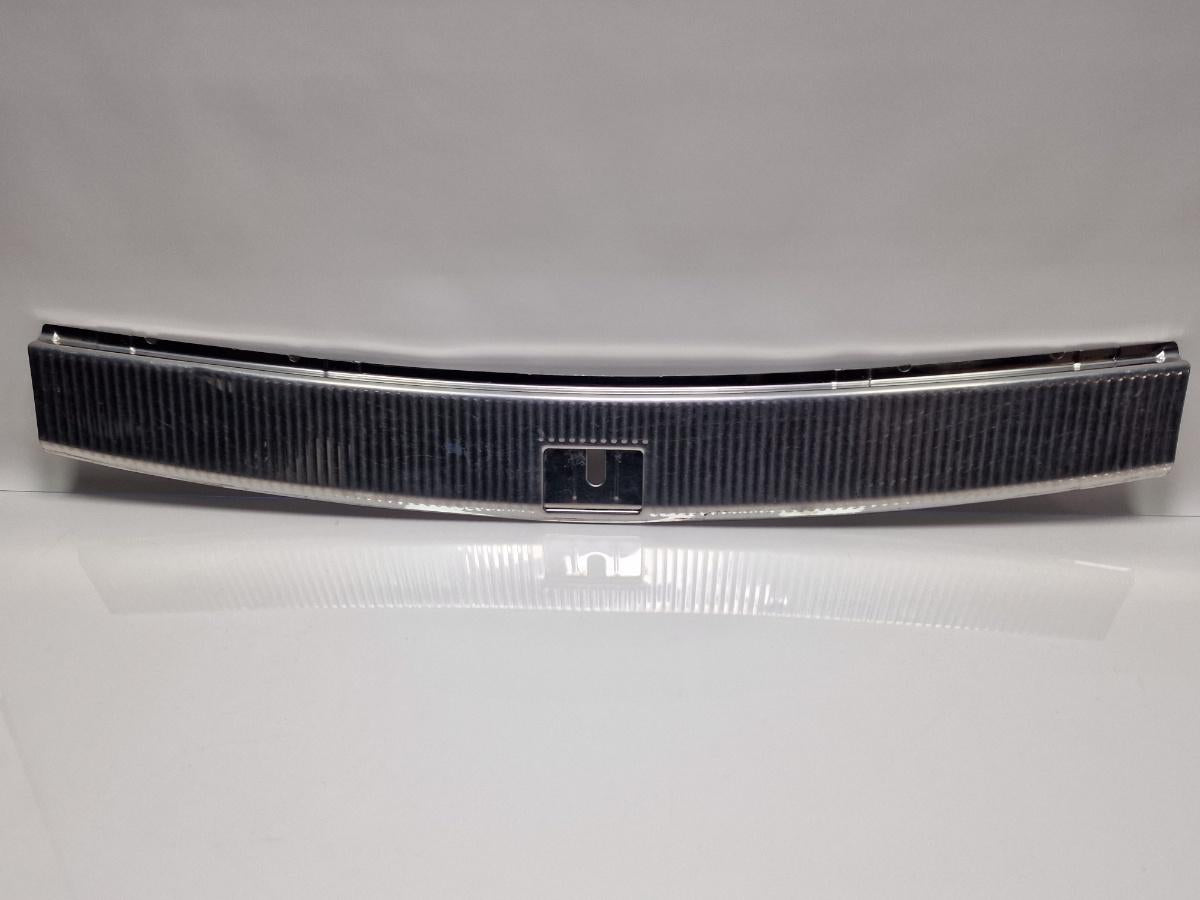 Finitie portbagaj VOLKSWAGEN TOUAREG 7LA, 7L6, 7L7 2002 - 2013 2.5 R5 TDI BAC, BPE 7L6863459E