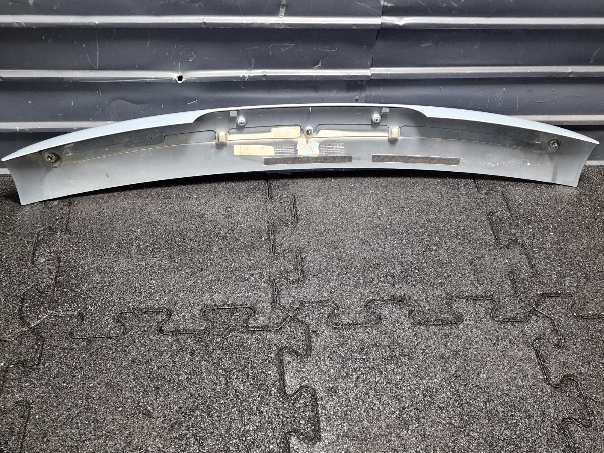 Eleron haion VOLKSWAGEN TOUAREG 7LA, 7L6, 7L7 2002 - 2013 albastru LB5S 7L6827933C