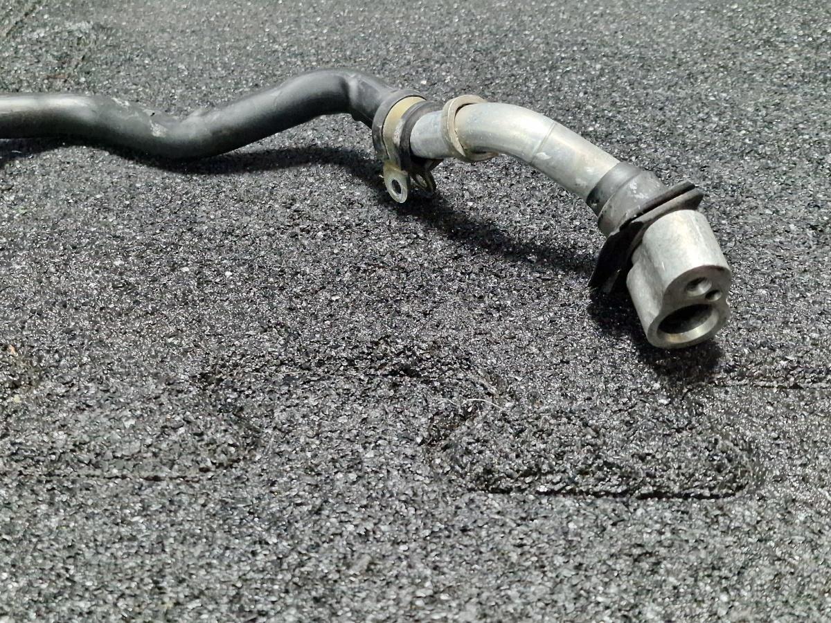 Conducta AC joasa presiune VOLKSWAGEN TOUAREG 7LA, 7L6, 7L7 2002 - 2013 2.5 R5 TDI BAC, BPE 7L0820743M