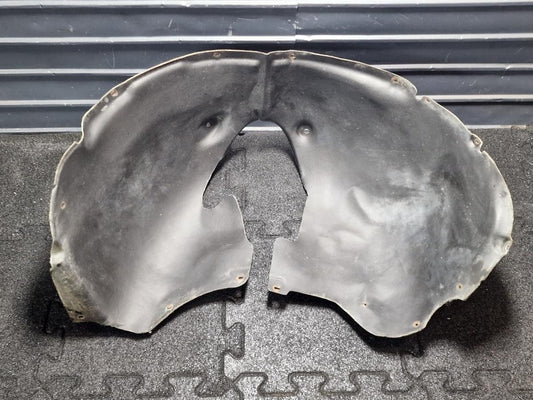 Carenaj roata dreapta fata VOLKSWAGEN TOUAREG 7LA, 7L6, 7L7 2002 - 2013 2.5 R5 TDI BAC, BPE 7L6809962H