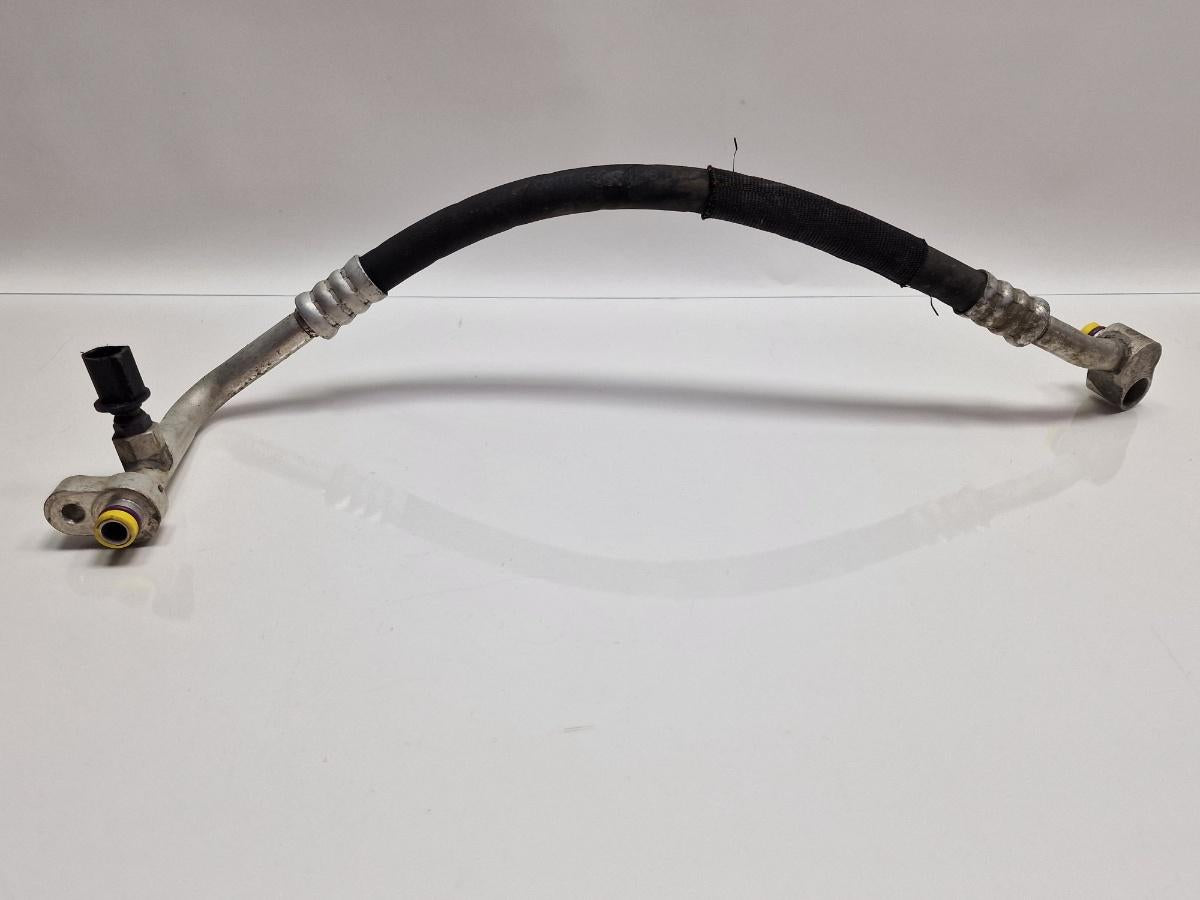 Conducta AC compresor-radiator VOLKSWAGEN TOUAREG 7LA, 7L6, 7L7 2002 - 2013 2.5 R5 TDI BAC, BPE 7L6820721AE