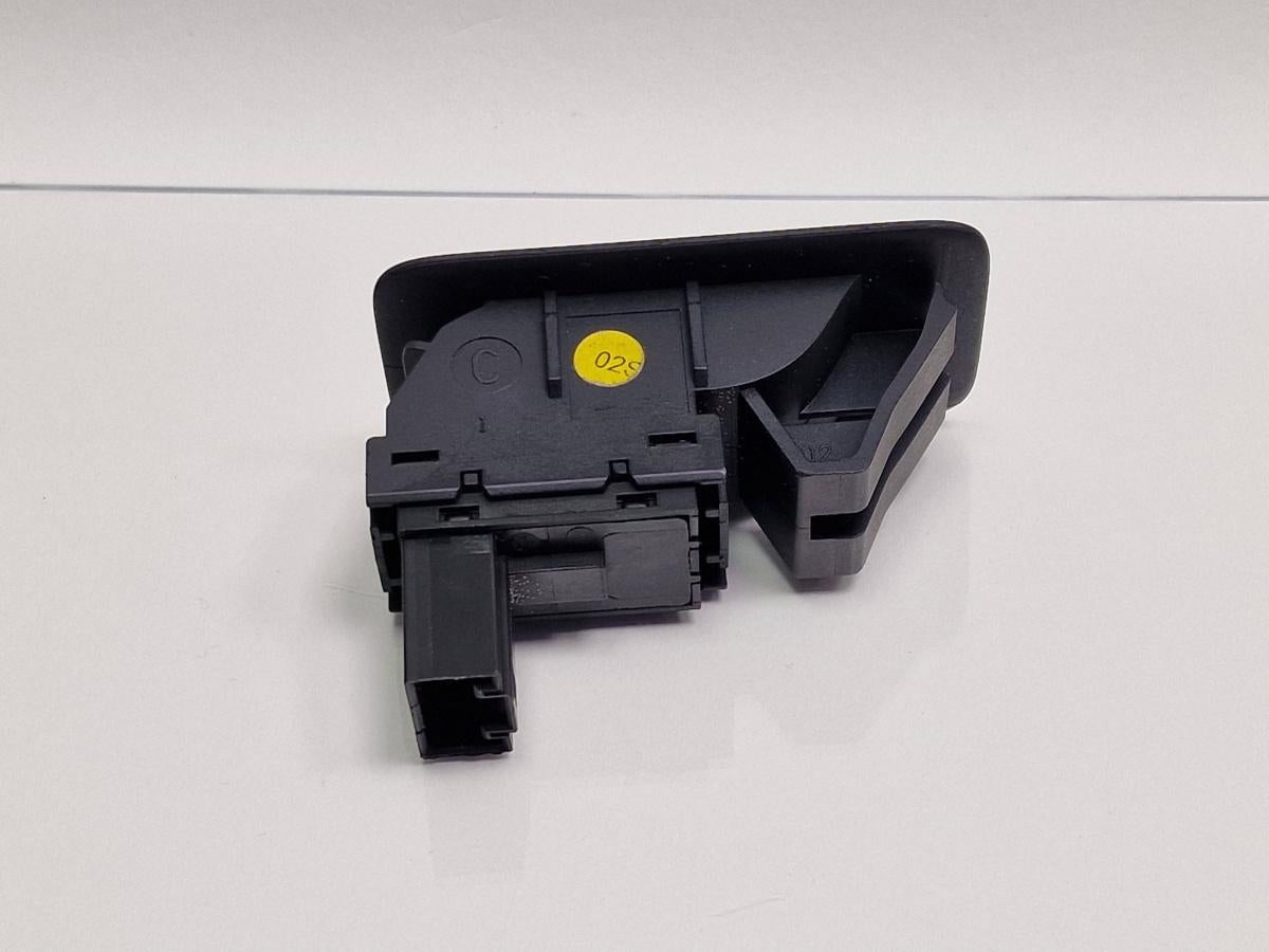 Buton geam electric spate VOLKSWAGEN TOUAREG 7LA, 7L6, 7L7 2002 - 2013 2.5 R5 TDI BAC, BPE 7L6959855B