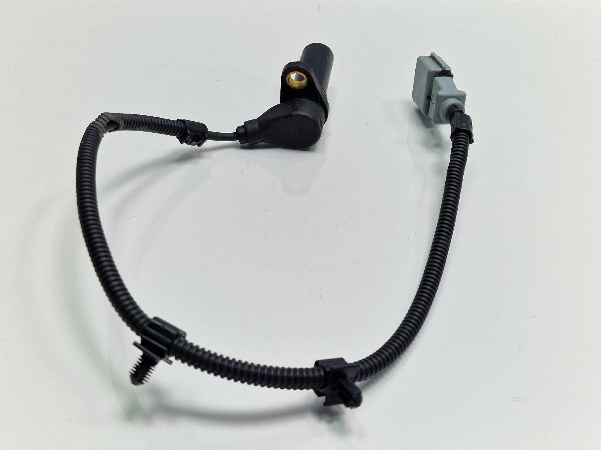 Senzor rotatie vibrochen VOLKSWAGEN TOUAREG 7LA, 7L6, 7L7 2002 - 2013 2.5 R5 TDI BAC, BPE 070957147