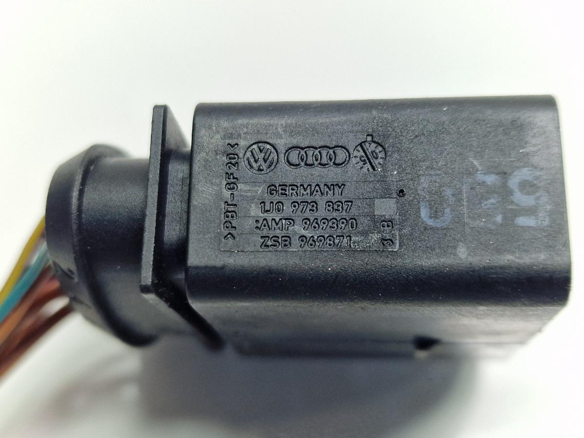Cablaj far xenon VOLKSWAGEN TOUAREG 7LA, 7L6, 7L7 2002 - 2013 2.5 R5 TDI BAC, BPE 1J0973837