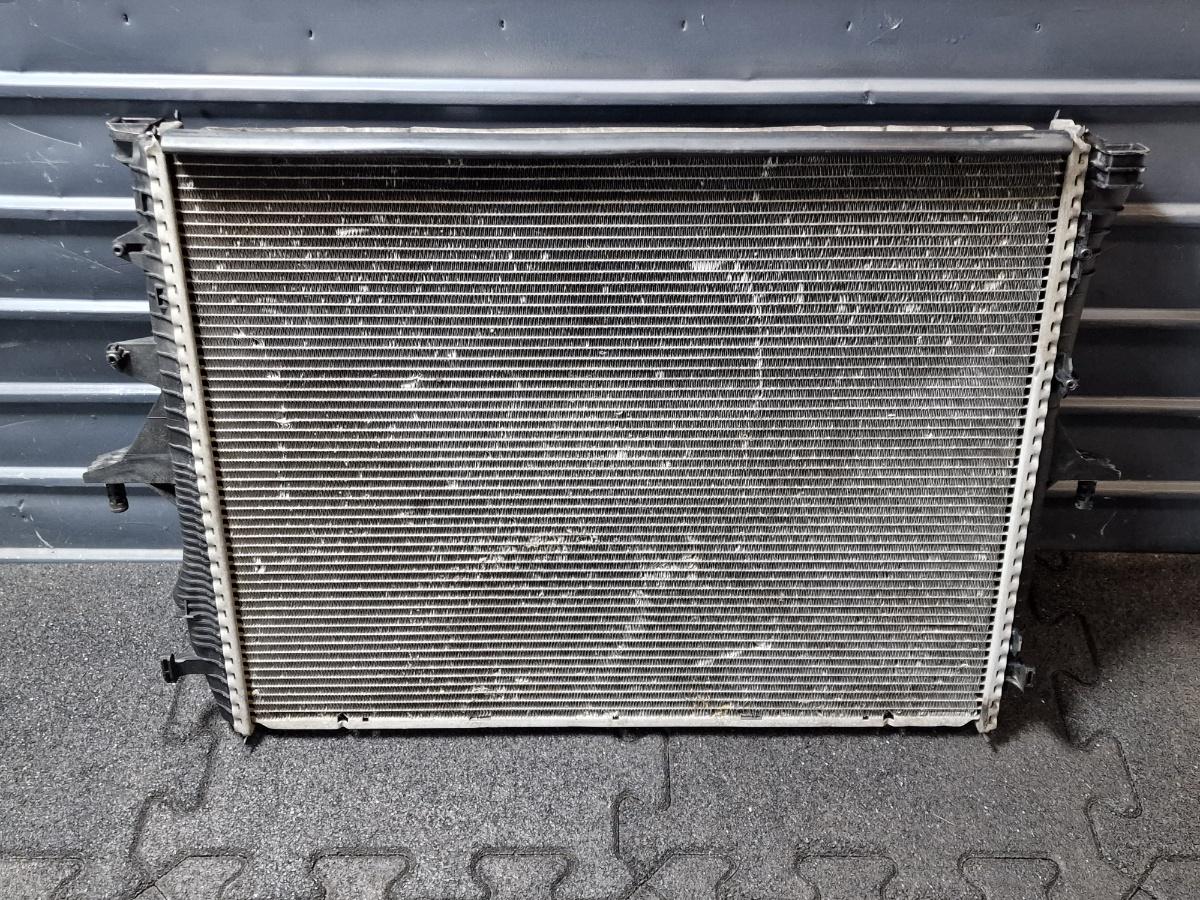 Radiator lichid de racire VOLKSWAGEN TOUAREG 7LA, 7L6, 7L7 2002 - 2013 2.5 R5 TDI BAC, BPE 7L6121253C