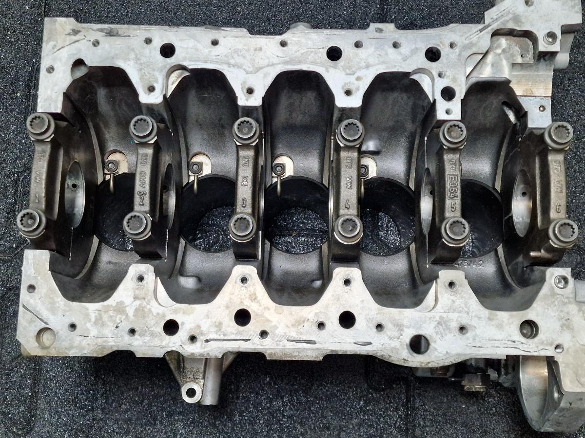 Bloc motor gol VOLKSWAGEN TOUAREG 7LA, 7L6, 7L7 2002 - 2013 2.5 R5 TDI BAC, BPE BAC