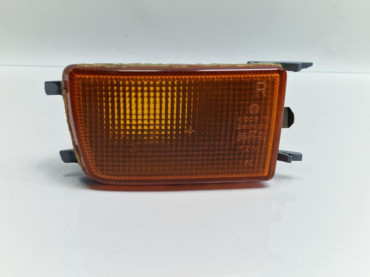 Lampa semnalizare dreapta fata VOLKSWAGEN GOLF III Variant 1H5 1993 - 1999 1.9 TDI 1Z, AHU, ALE 1H0953156C