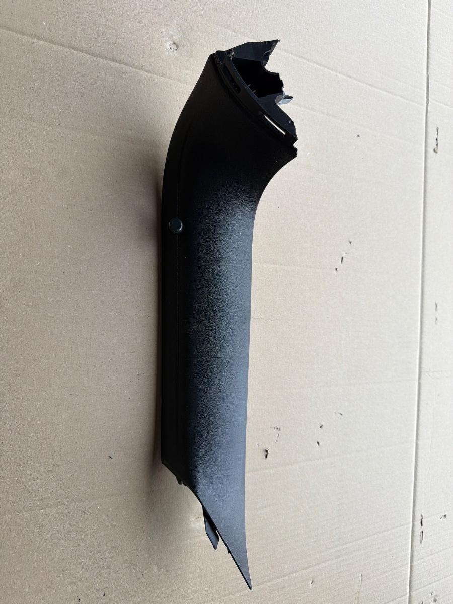 Ornament lateral hayon/portbagaj dreapta VOLKSWAGEN TIGUAN 5N_ 2007 -> 2.0 TDI CBAB, CFFB 5N0867704B