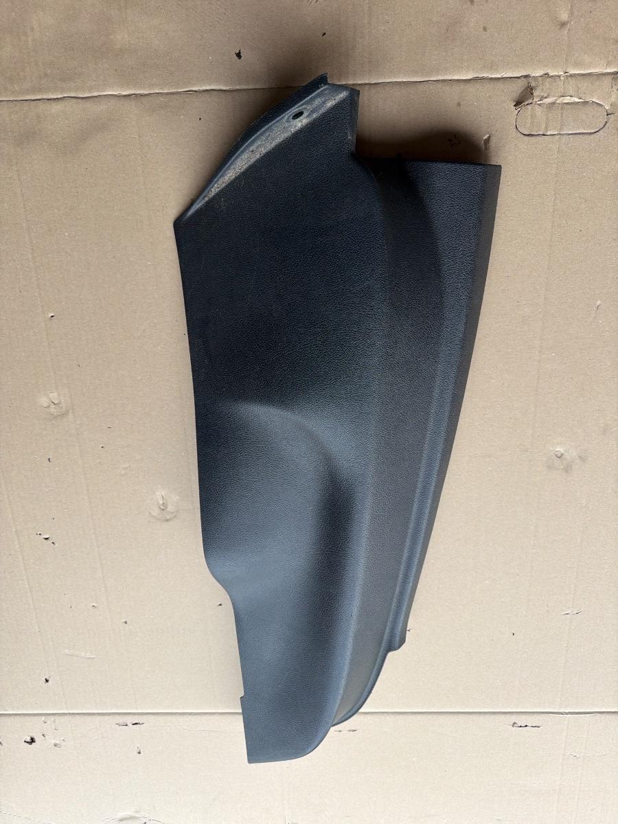 Ornament inferior lateral bancheta spate dreapta VOLKSWAGEN TIGUAN 5N_ 2007 -> 2.0 TDI CBAB, CFFB 5N0867766