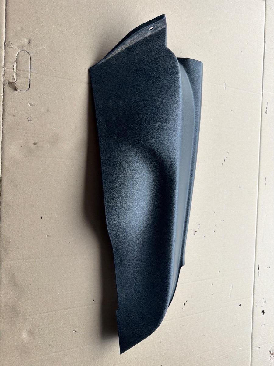 Ornament inferior lateral bancheta spate dreapta VOLKSWAGEN TIGUAN 5N_ 2007 -> 2.0 TDI CBAB, CFFB 5N0867766