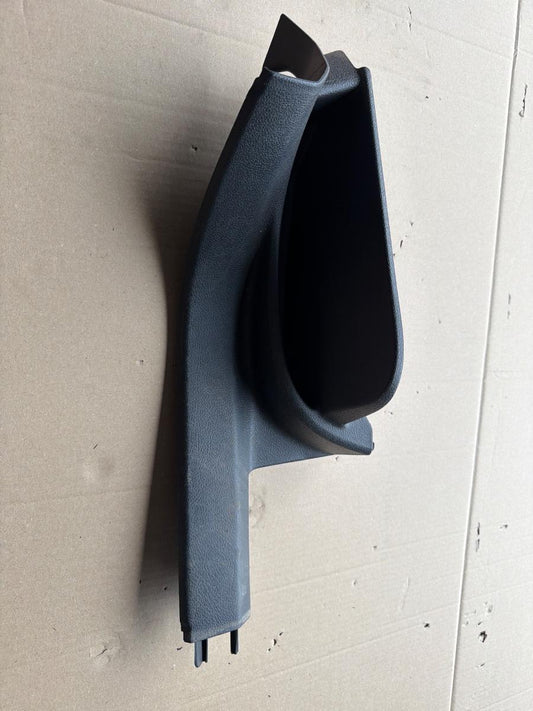 Element decorativ praguri stalp dreapta spate VOLKSWAGEN TIGUAN 5N_ 2007 -> 2.0 TDI CBAB, CFFB 5N0868270