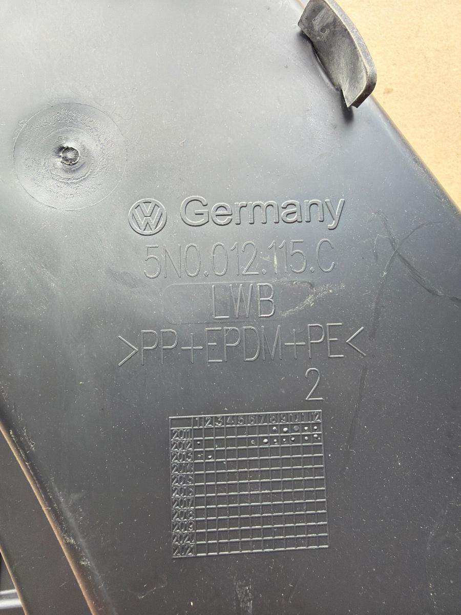 Trusa de scule VOLKSWAGEN TIGUAN 5N_ 2007 -> 2.0 TDI CBAB, CFFB 5N0012115C