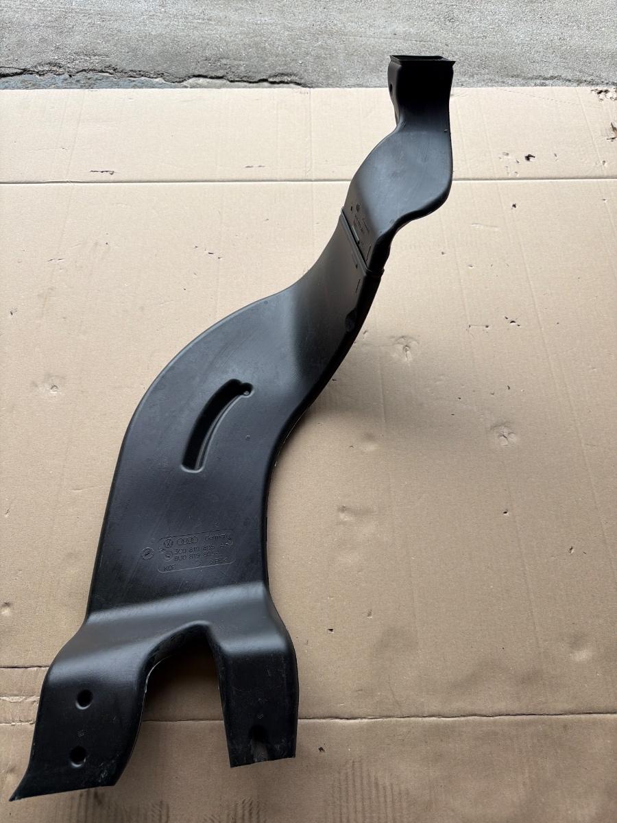 Componente conducta microfiltru de aer stanga spate VOLKSWAGEN TIGUAN 5N_ 2007 -> 2.0 TDI CBAB, CFFB 3C0819805A