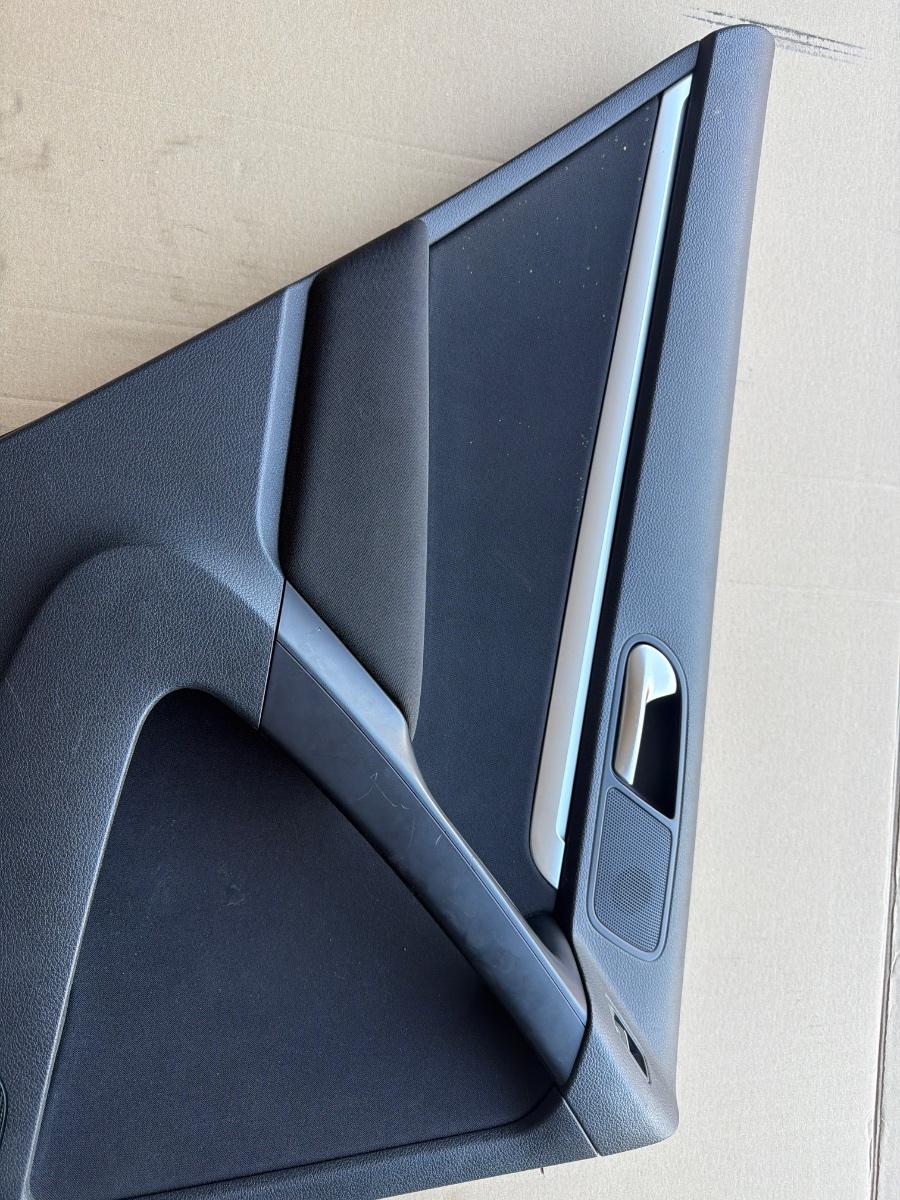 Tapiterie panou portiera spate stanga VOLKSWAGEN TIGUAN 5N_ 2007 -> 2.0 TDI CBAB, CFFB 5N0839113AE