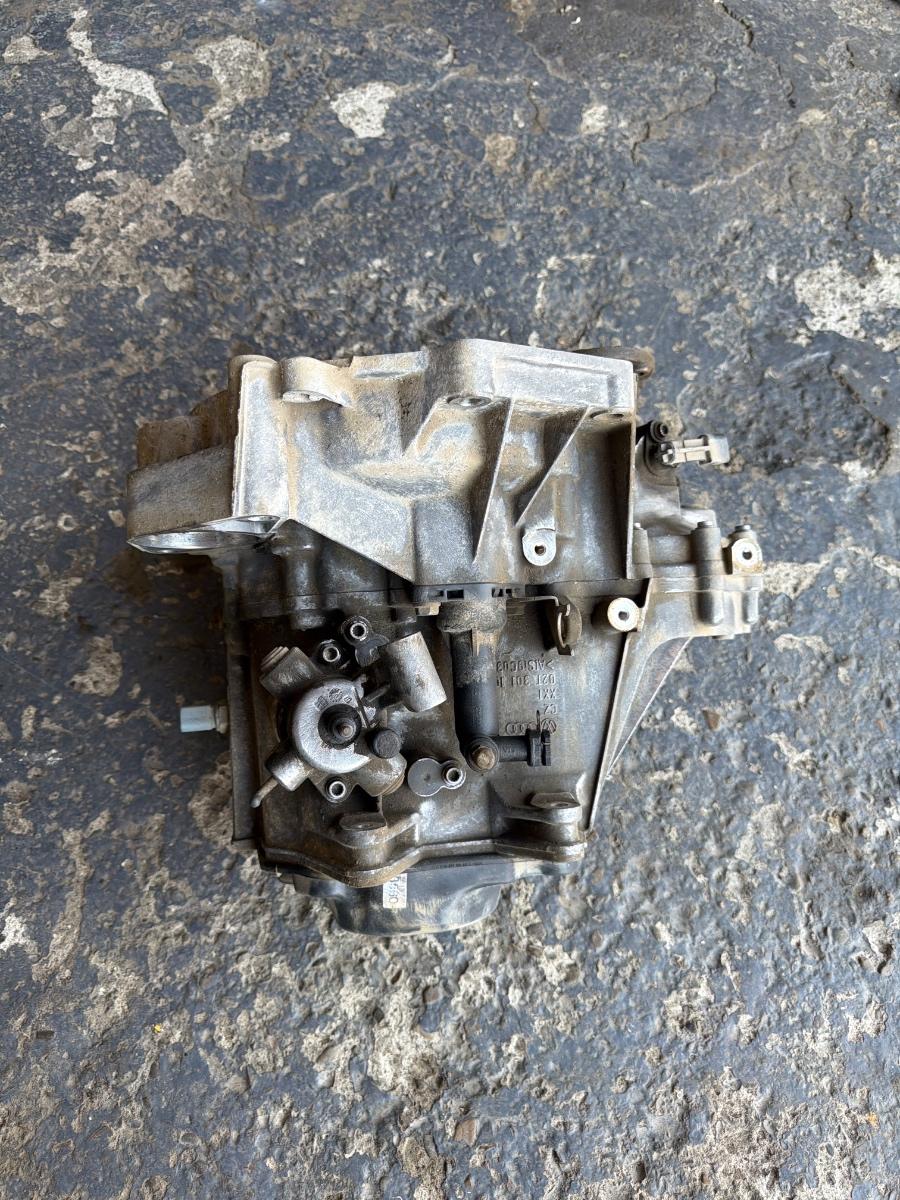 Cutie de viteze manuala 5 trepte 1.2 12V AZQ, BME JUS 02T300057K SKODA FABIA VW POLO 9N_ 2001 - 2012