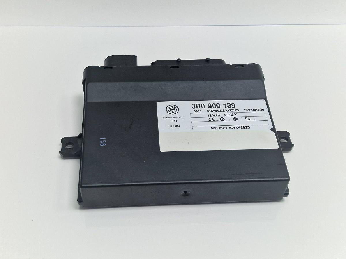 Modul confort KESSY VOLKSWAGEN TOUAREG 7LA, 7L6, 7L7 2002 - 2013 2.5 R5 TDI BAC, BPE SIEMENS VDO 3D0909139