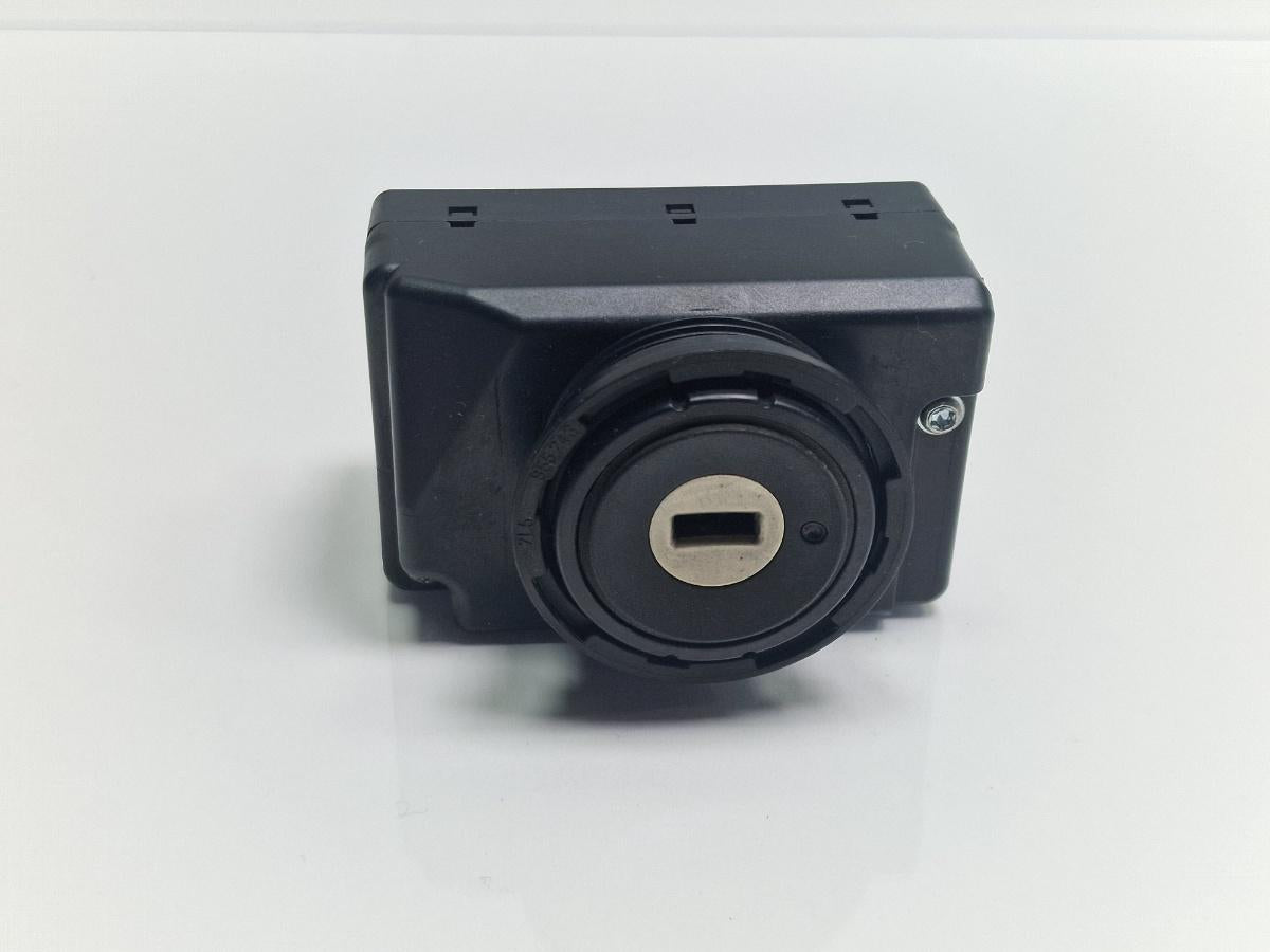 Contact de pornire VOLKSWAGEN TOUAREG 7LA, 7L6, 7L7 2002 - 2013 2.5 R5 TDI BAC, BPE 33300101 3D0905865E