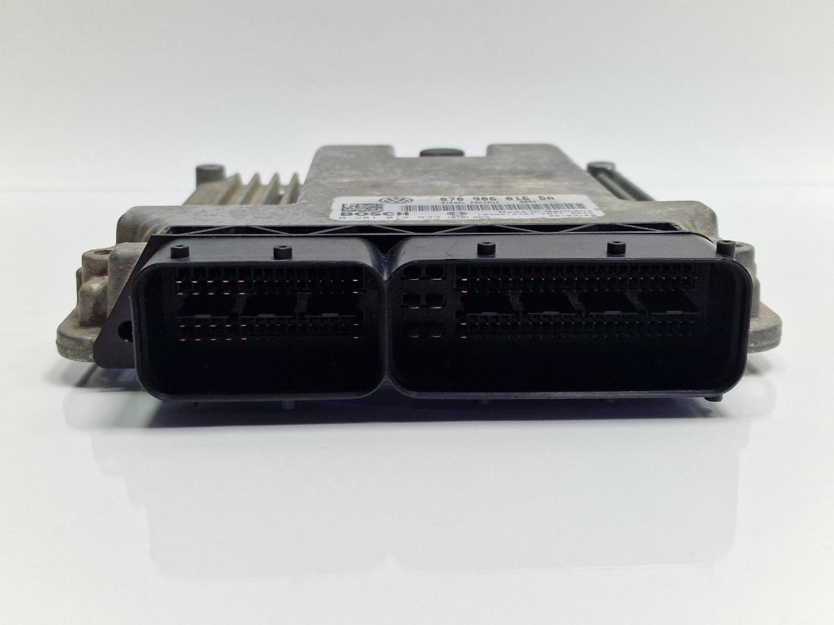 Calculator ECU VOLKSWAGEN TOUAREG 7LA, 7L6, 7L7 2002 - 2013 2.5 R5 TDI BAC, BPE BOSCH 0281012933 070906016DA