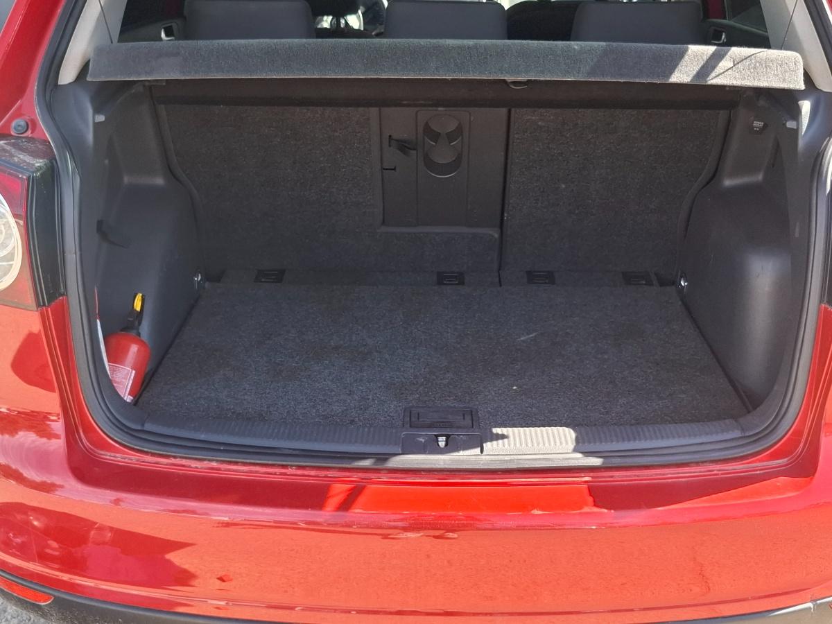 Capitonaj portbagaj VOLKSWAGEN GOLF PLUS 5M1, 521 2004 - 2013 1.9 1.9 TDI BKC, BLS, BXE