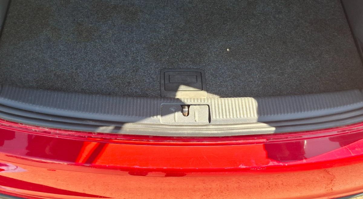 Protectie prag portbagaj VOLKSWAGEN GOLF PLUS 5M1, 521 2004 - 2013 1.9 TDI BKC, BLS, BXE