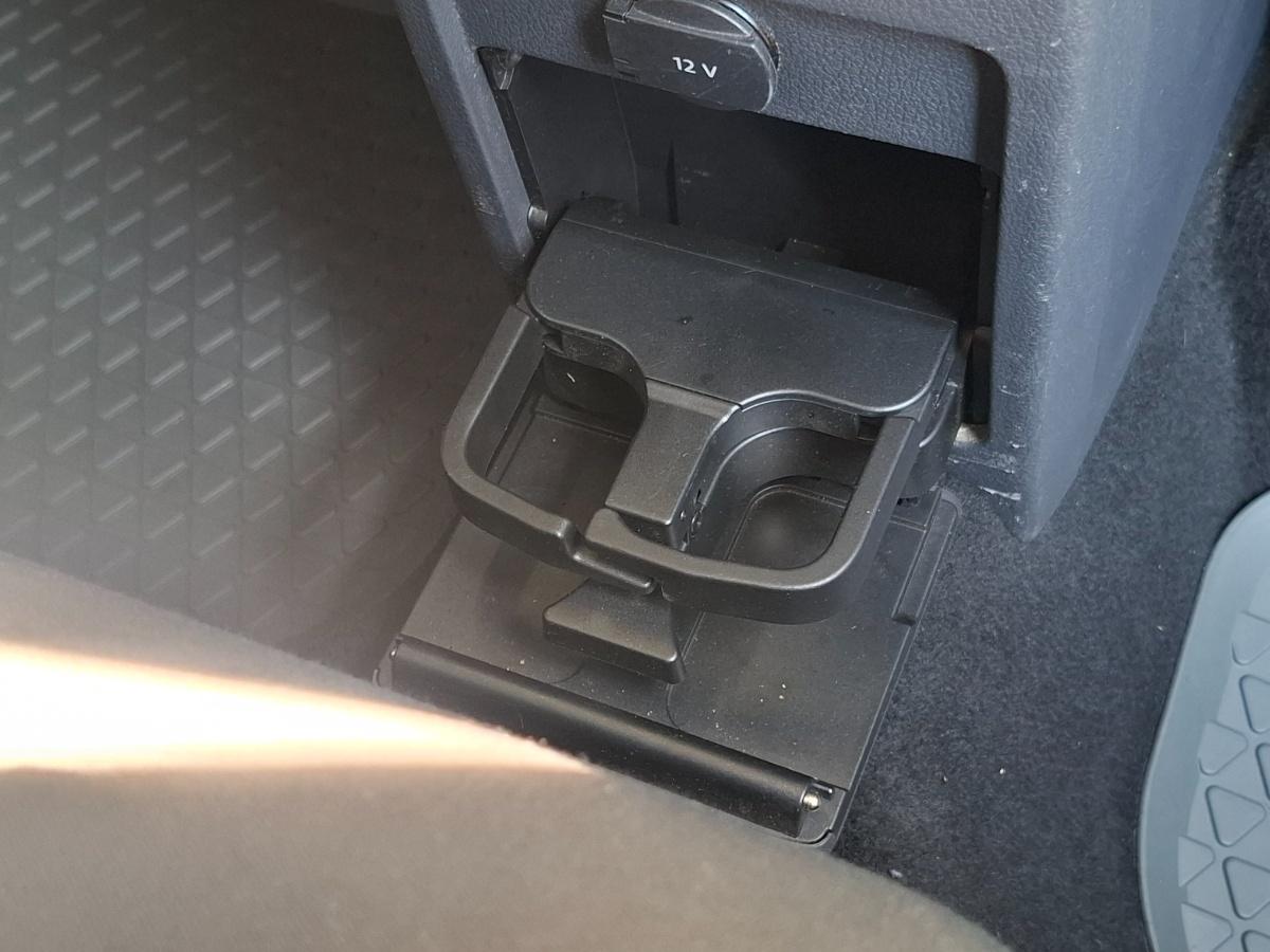 Suport pahare spate VOLKSWAGEN GOLF PLUS 5M1, 521 2006 1.9 TDI BXE 77KW|105HP 2006