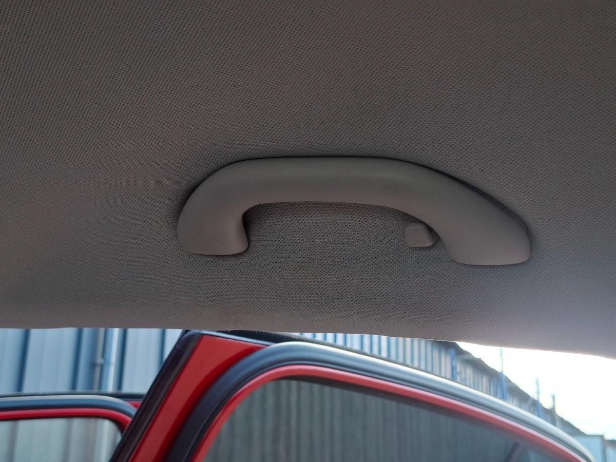 Maner de sustinere plafon spate dreapta VOLKSWAGEN GOLF PLUS 5M1, 521 2004 - 2013 1.9 TDI BKC, BLS, BXE
